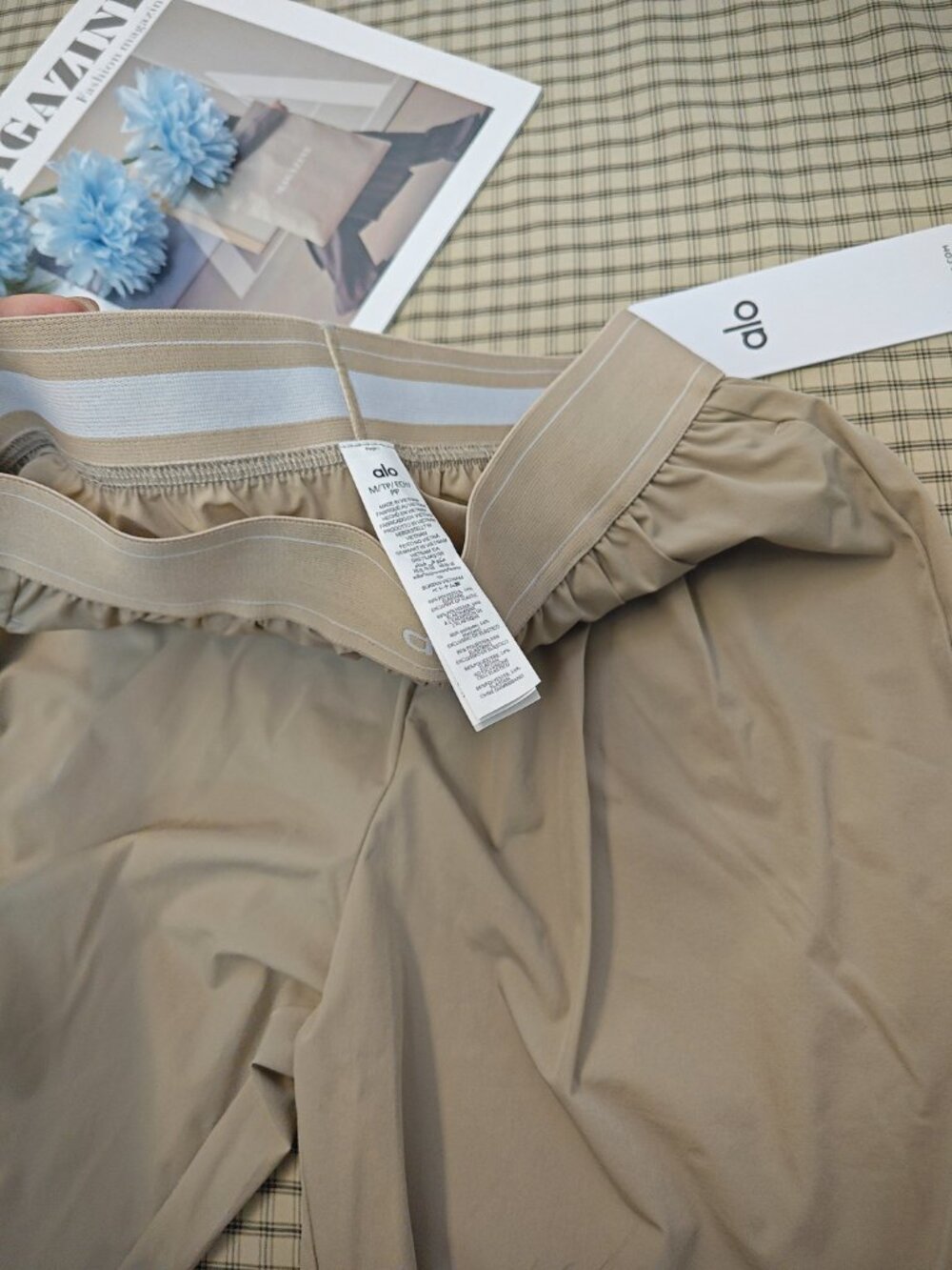 NWT 🌿ALO Yoga Suit Up Trouser | Gravel Color Size XXS(Regular) - Picture 5 of 8